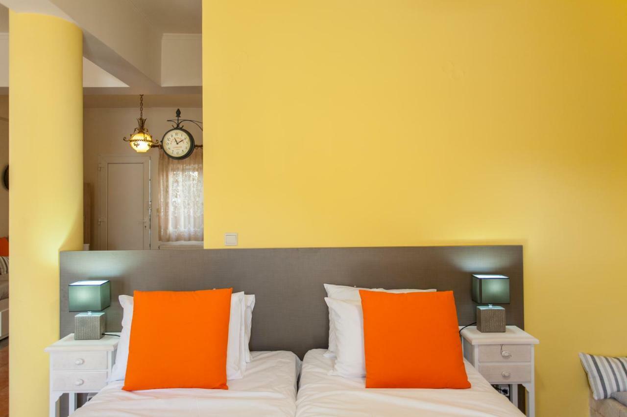 Evelia Apartment Galatas  Luaran gambar